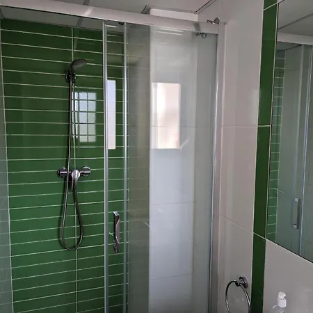 Apartamento 100 M From Fossa In *